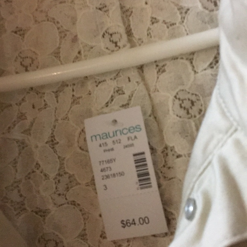 I’m selling a jacket - Picture 4 of 4